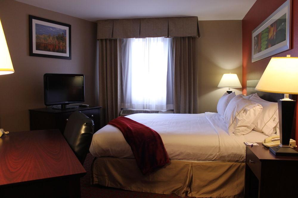 Holiday Inn Express & Suites Colorado Springs-Airport By Ihg Exteriör bild