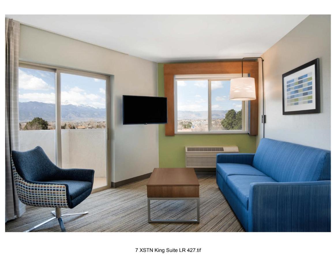 Holiday Inn Express & Suites Colorado Springs-Airport By Ihg Exteriör bild