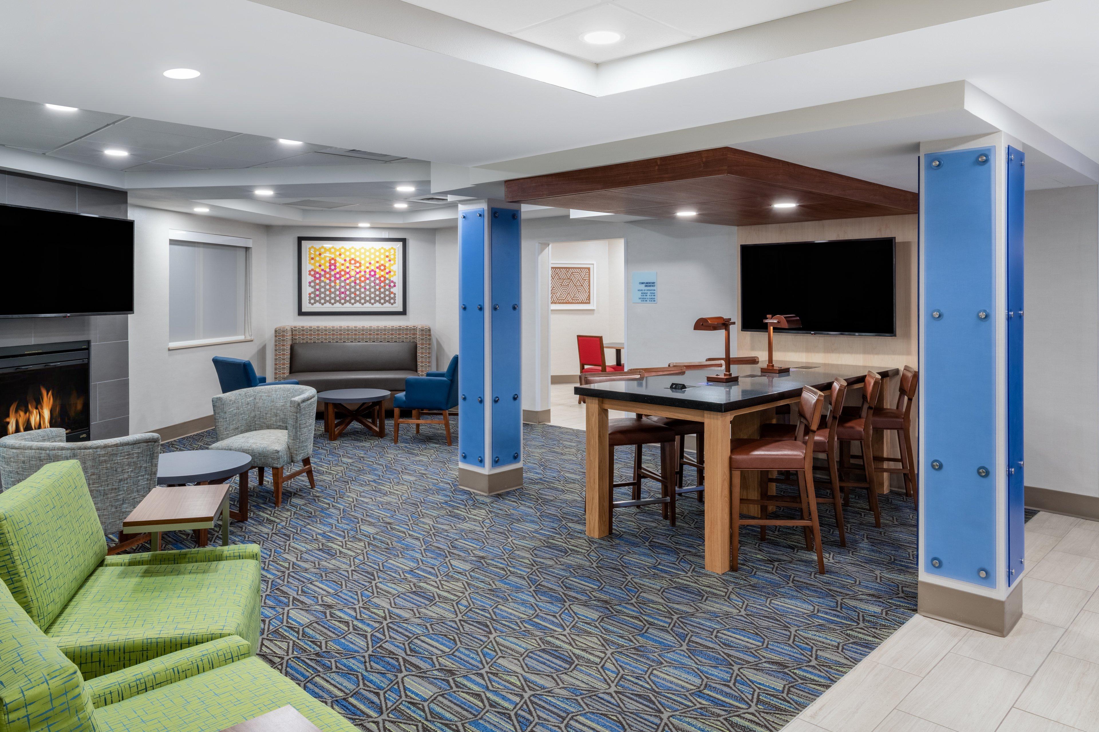 Holiday Inn Express & Suites Colorado Springs-Airport By Ihg Exteriör bild