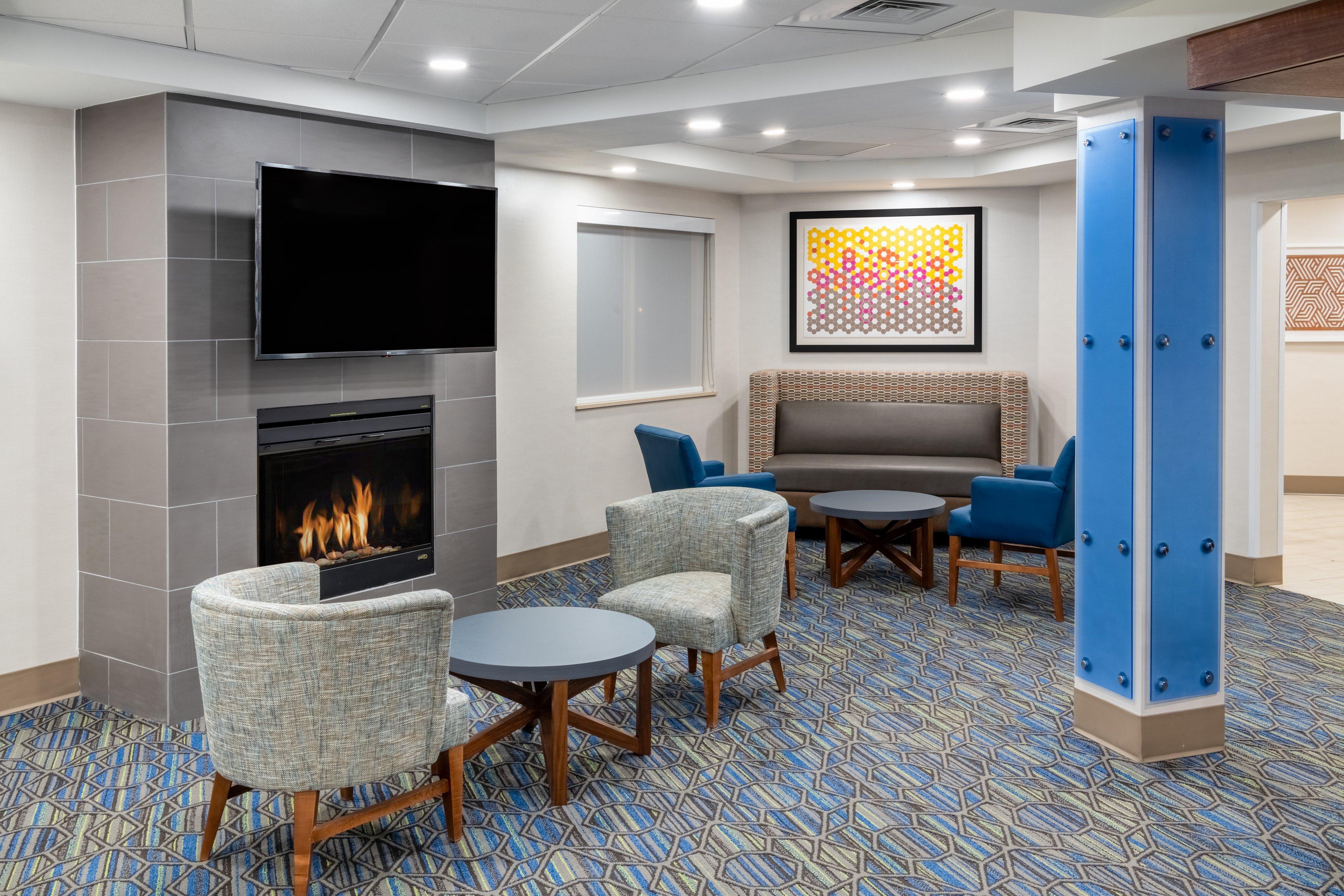 Holiday Inn Express & Suites Colorado Springs-Airport By Ihg Exteriör bild