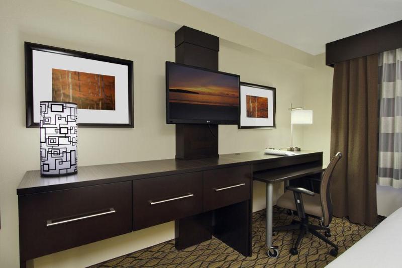 Holiday Inn Express & Suites Colorado Springs-Airport By Ihg Exteriör bild
