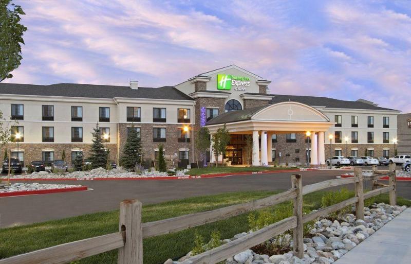 Holiday Inn Express & Suites Colorado Springs-Airport By Ihg Exteriör bild