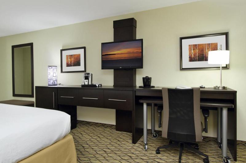 Holiday Inn Express & Suites Colorado Springs-Airport By Ihg Exteriör bild